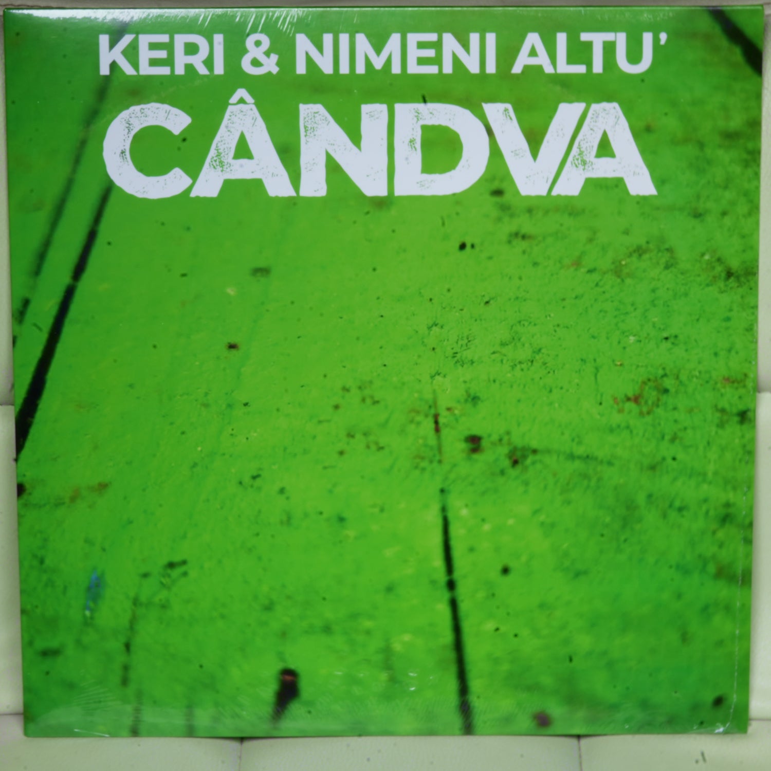 Keri & Nimeni Altu' - Cândva "Bundle - Vinyl, Brichetă, Ochelari"